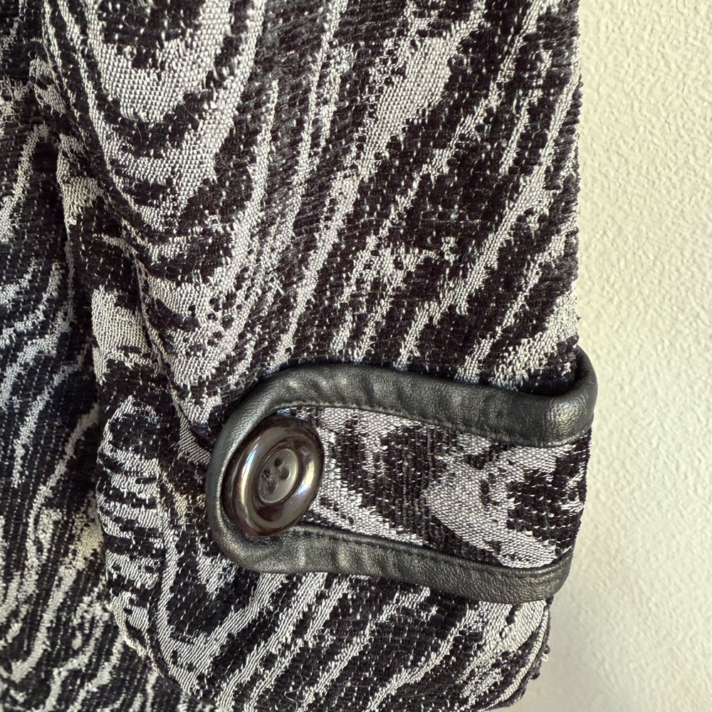 FiFi Collection Gray & Black Brocade Coat - Picture 9 of 10